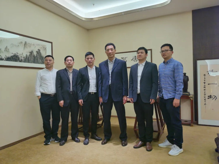 烈歡迎省市貿(mào)促會黨委領(lǐng)導(dǎo)一行蒞臨茗唐考察指導(dǎo)工作